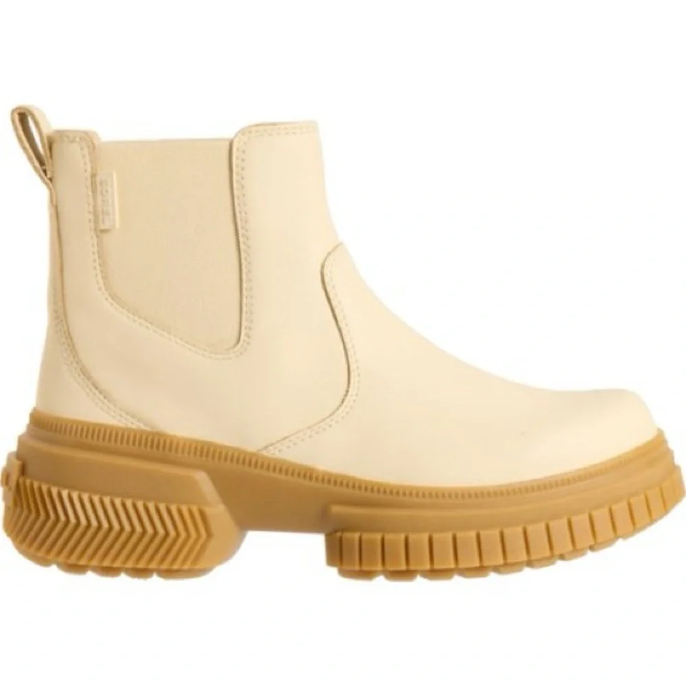 NWT SOREL Ona Ave Chelsea Boots - Waterproof, Leather